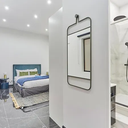 Rent A - Charon Apartment