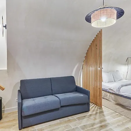 Apartment Rent A - Charon *