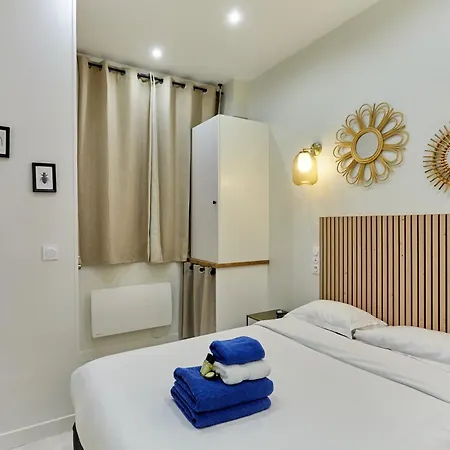 Rent A - Charon Apartment Paris
