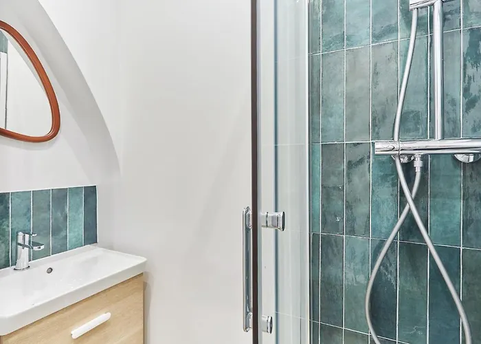 Rent A - Charon Apartment